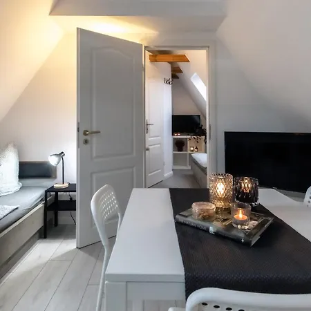 阿卡迪亚诺德施泰特旅馆 *