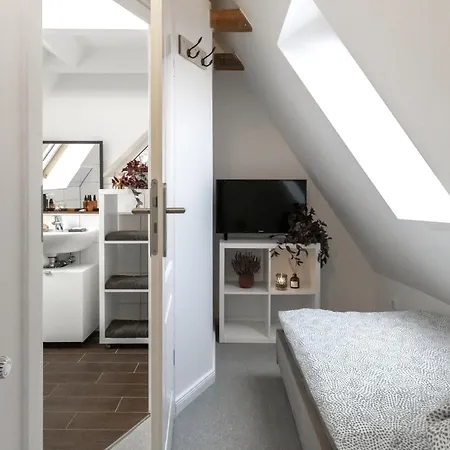 阿卡迪亚诺德施泰特旅馆 *