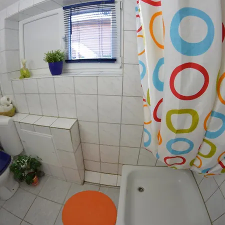 阿卡迪亚诺德施泰特旅馆 公寓 *